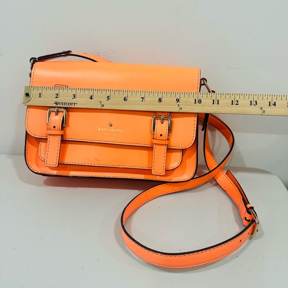 KATE SPADE‎ ESSEX SCOUT ORANGE LEATHER CAMBRIDGE SMALL CROSSBODY MESSENGER BAG - Picture 4 of 13